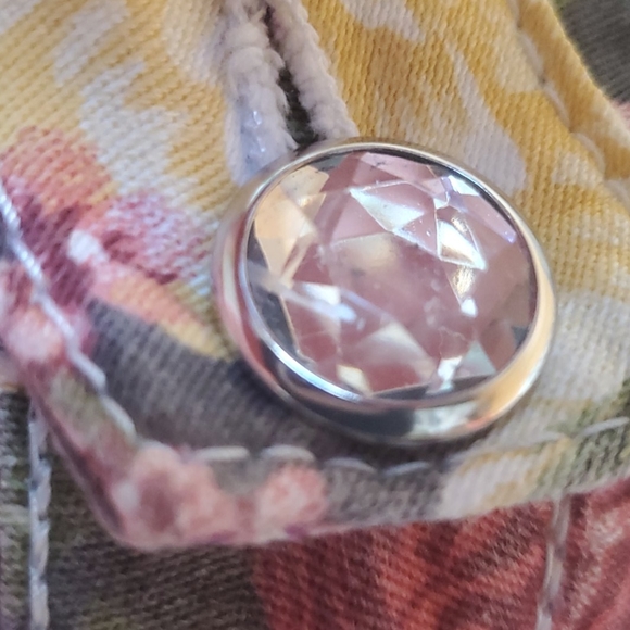 Floral faded grey Shylo Jeans size 1 - Picture 5 of 6